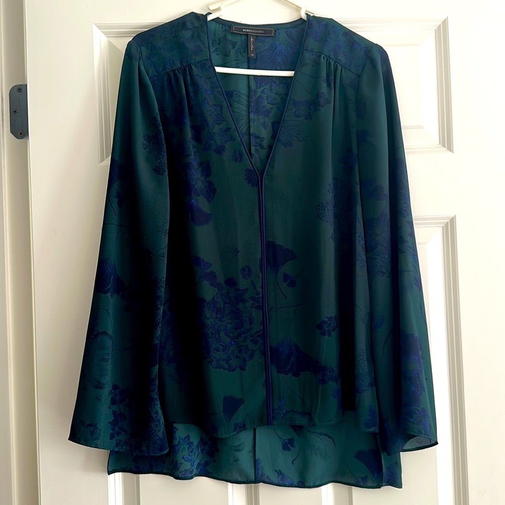 BCBG women’s blouse